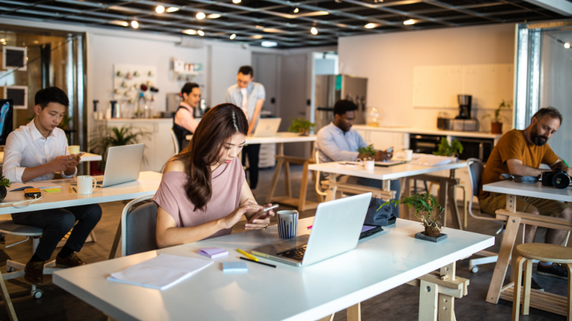 Bruno Garcia Redondo mostra como pequenos ajustes no ambiente físico podem transformar sua produtividade no trabalho e nos estudos.